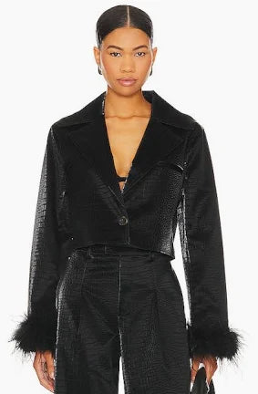 Line & Dot Dixie Crop Black Blazer