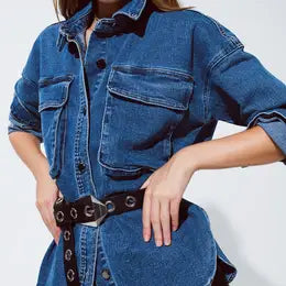 Front picture of a model wearing the Q2 Oversized denim jacket with cargo pockets - CT Grace